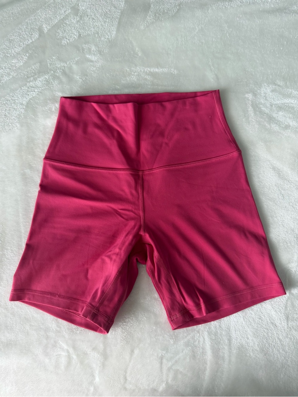 lululemon Align 6” short